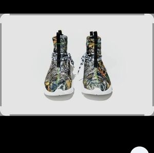John Geiger 002 Mens Camo High Top Sneakers NWT